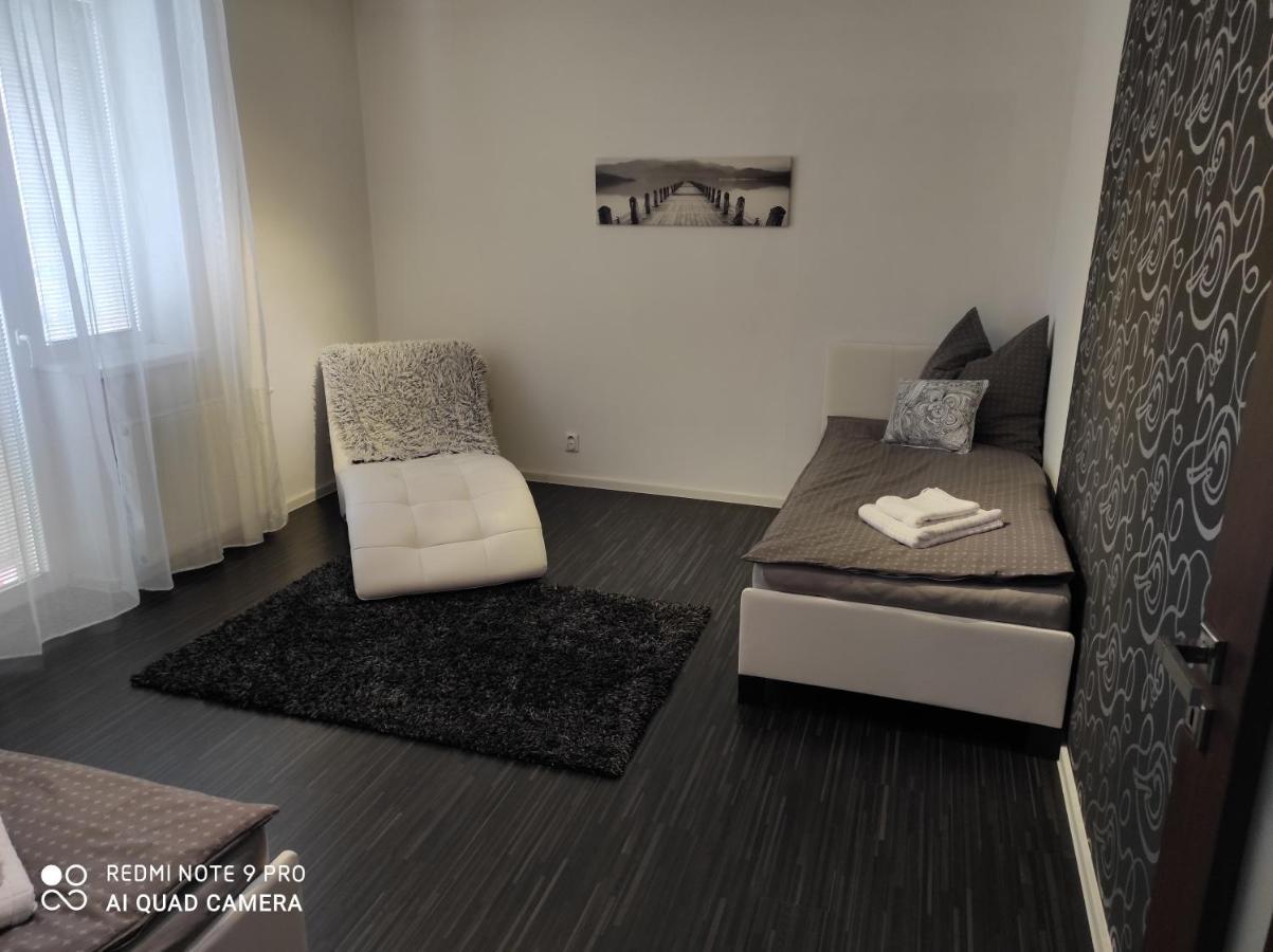 Apartman Mb Попрад Екстер'єр фото