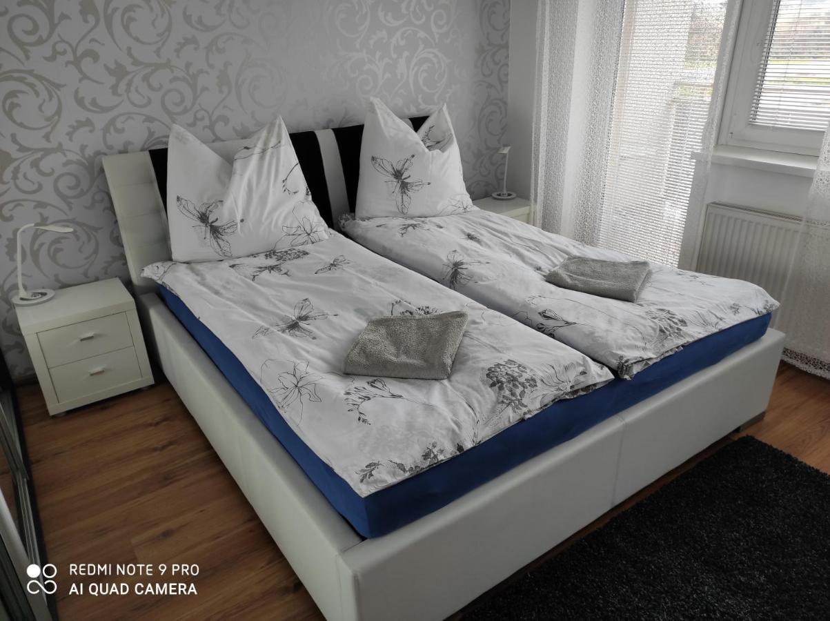 Apartman Mb Попрад Екстер'єр фото